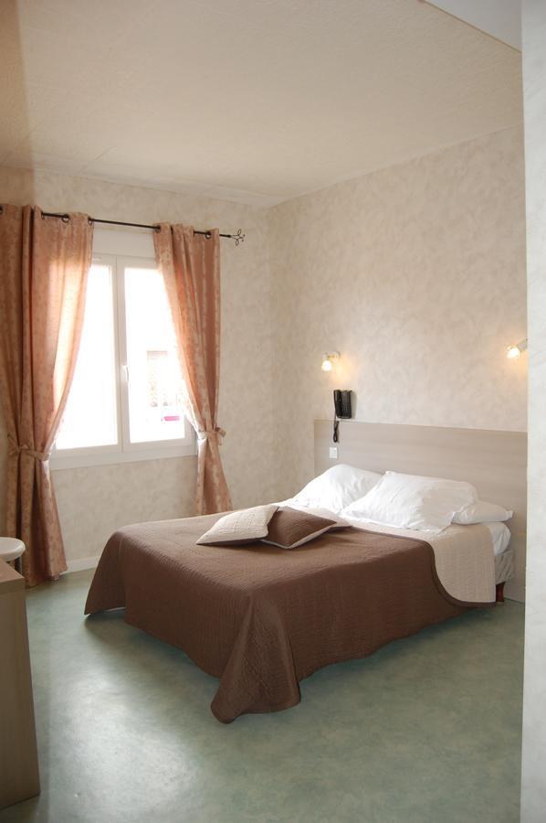 Hotel De La Plage 2 Etoiles Valras-Plage Esterno foto