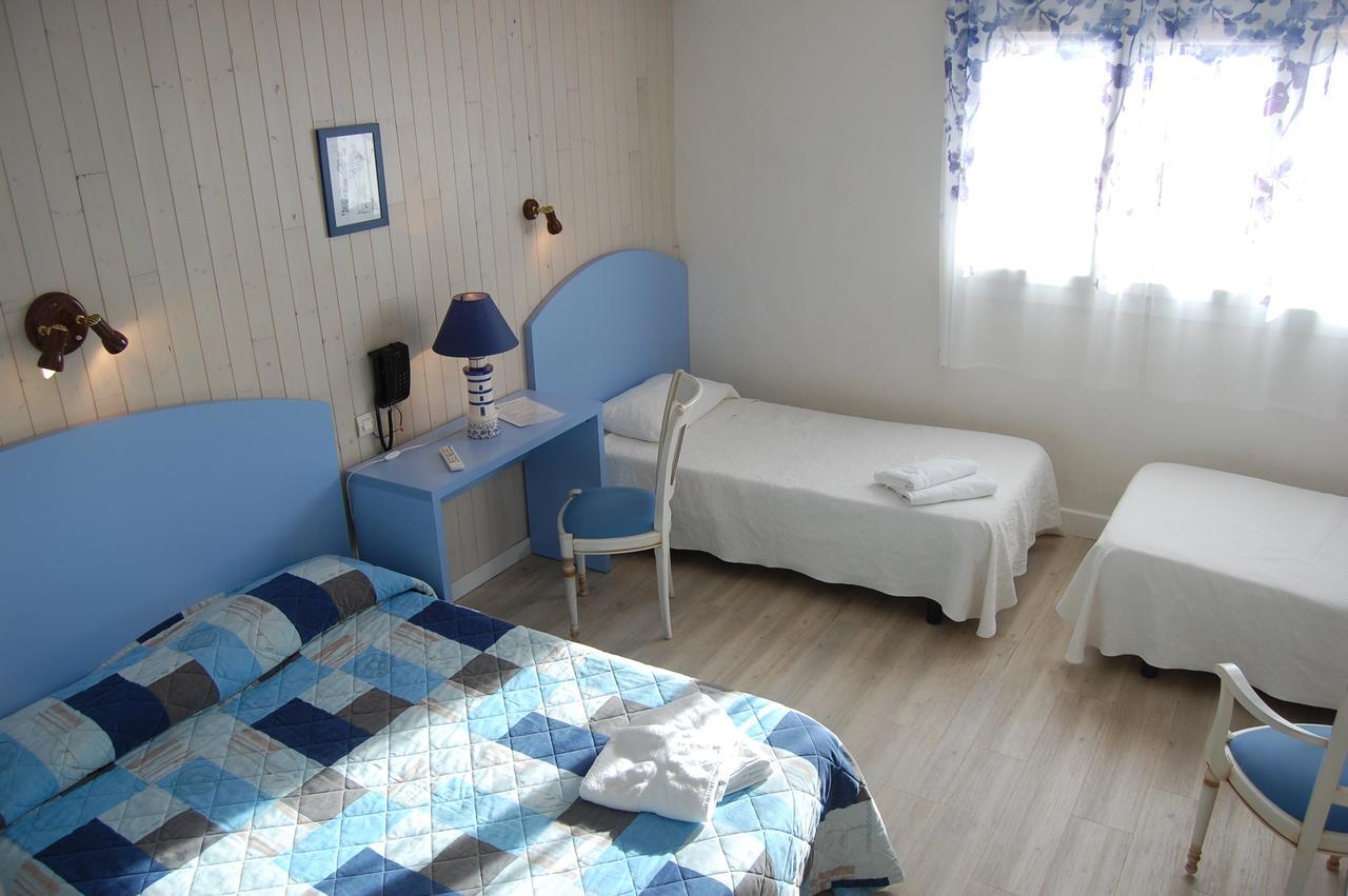 Hotel De La Plage 2 Etoiles Valras-Plage Esterno foto