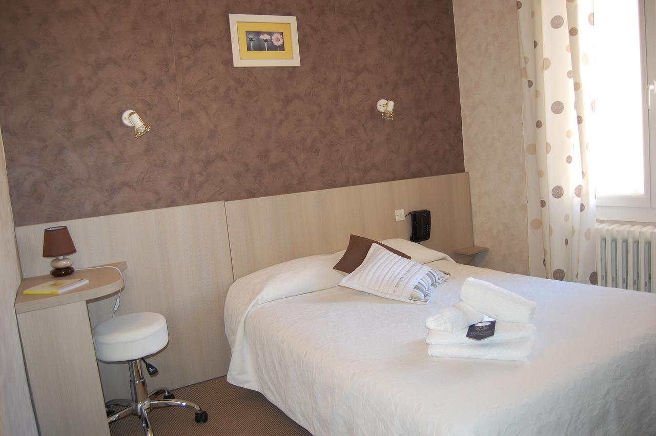 Hotel De La Plage 2 Etoiles Valras-Plage Esterno foto